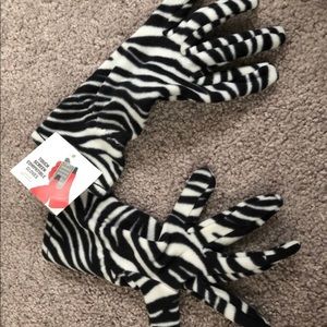 Nwt gloves